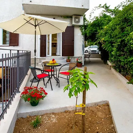 Nives In The Center - Free Parking Apartamento Split